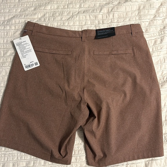 Lululemon Commission Short Classic 9in - Picture 3 of 3